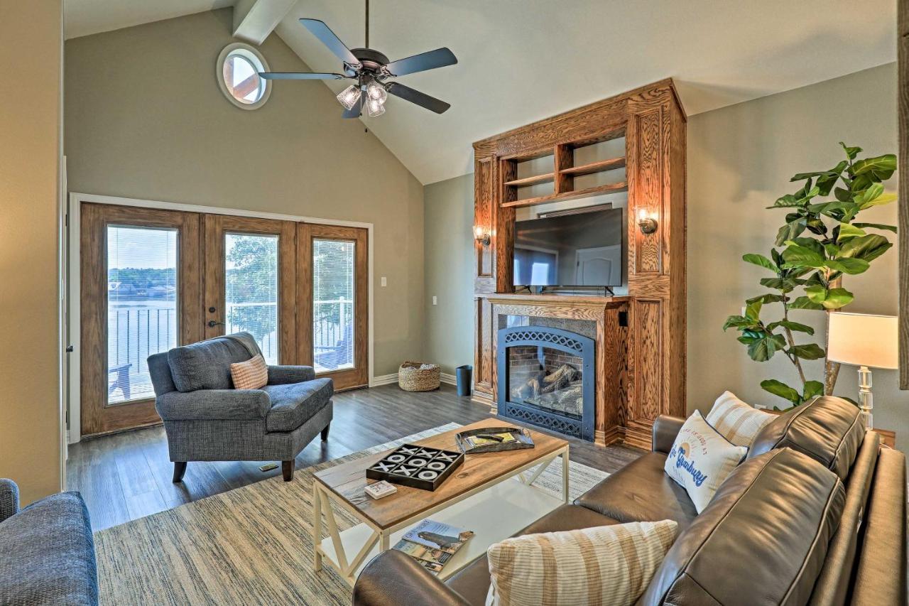 Lavish Lake House, Near Vineyards And Marinas! แกรนแบรี ภายนอก รูปภาพ